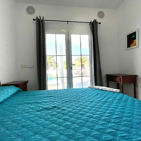 Villa Con Piscina Privada Y Terraza En Lanzarote Puerto Calero