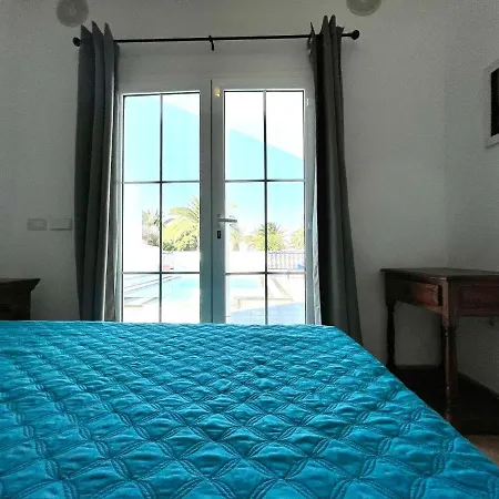 Villa Con Piscina Privada Y Terraza En Lanzarote *