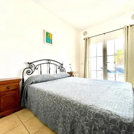 Con Piscina Privada Y Terraza En Lanzarote *